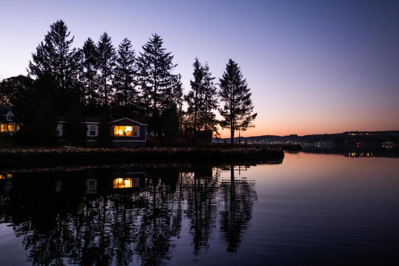 Lighthouse Motel And Cottages Bridgewater Eksteriør billede