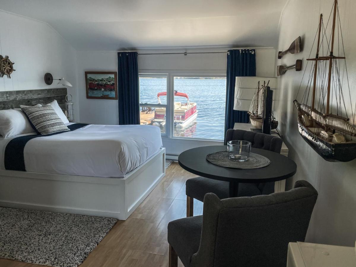 Lighthouse Motel And Cottages Bridgewater Eksteriør billede